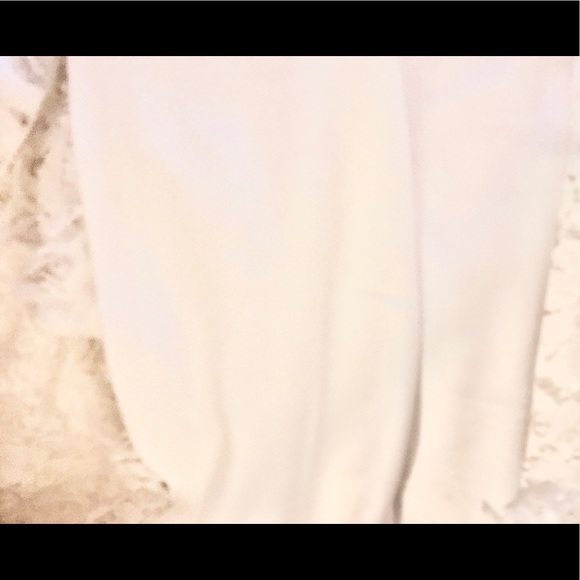 Boho Lace Off The Shoulder Embroidered Sleeves - Picture 4 of 4